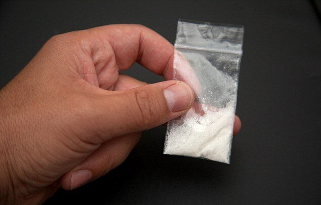 Cyanide (powder)